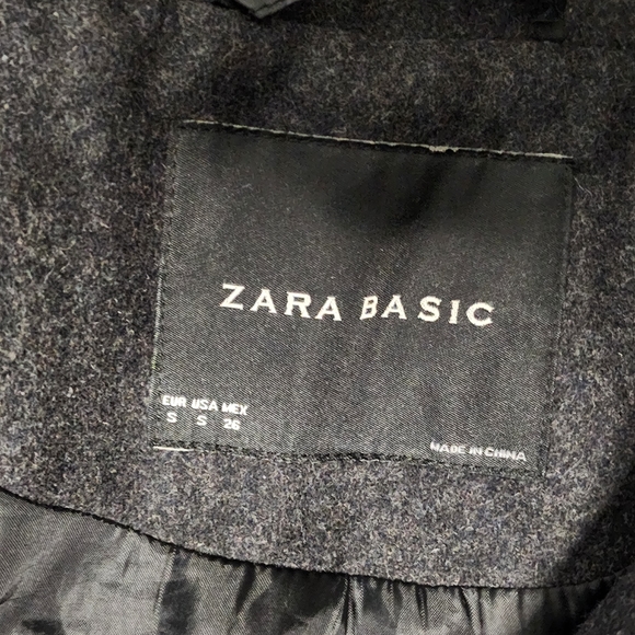 Zara Basics Small - Picture 2 of 2